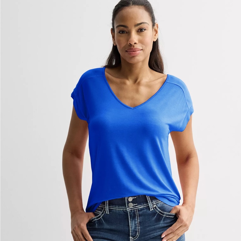 Apt. 9 Women’s